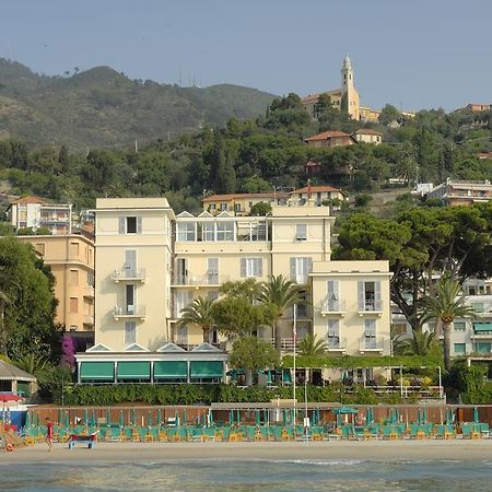 Hotel Beau Sejour Αλάσιο Εξωτερικό φωτογραφία