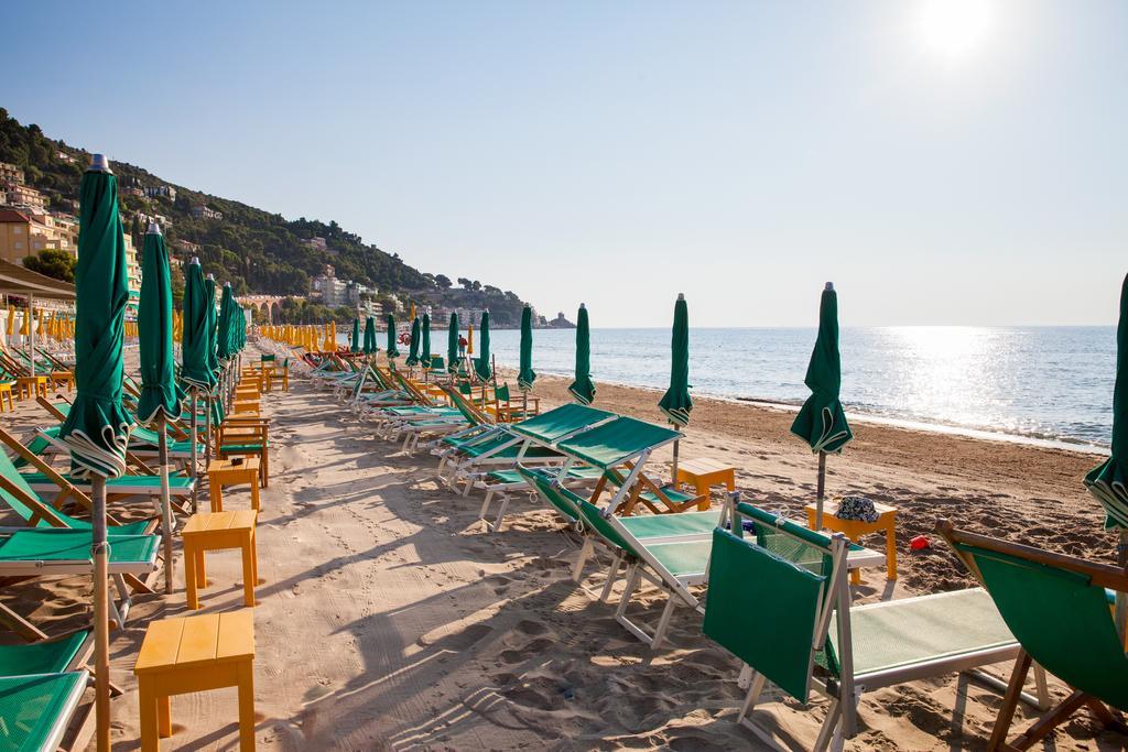 Hotel Beau Sejour Αλάσιο Εξωτερικό φωτογραφία